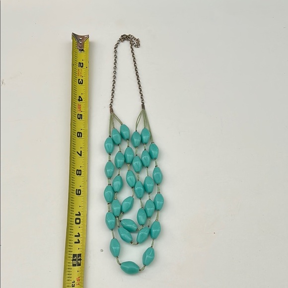 Turquoise acrylic Beaded Necklace - Picture 2 of 4